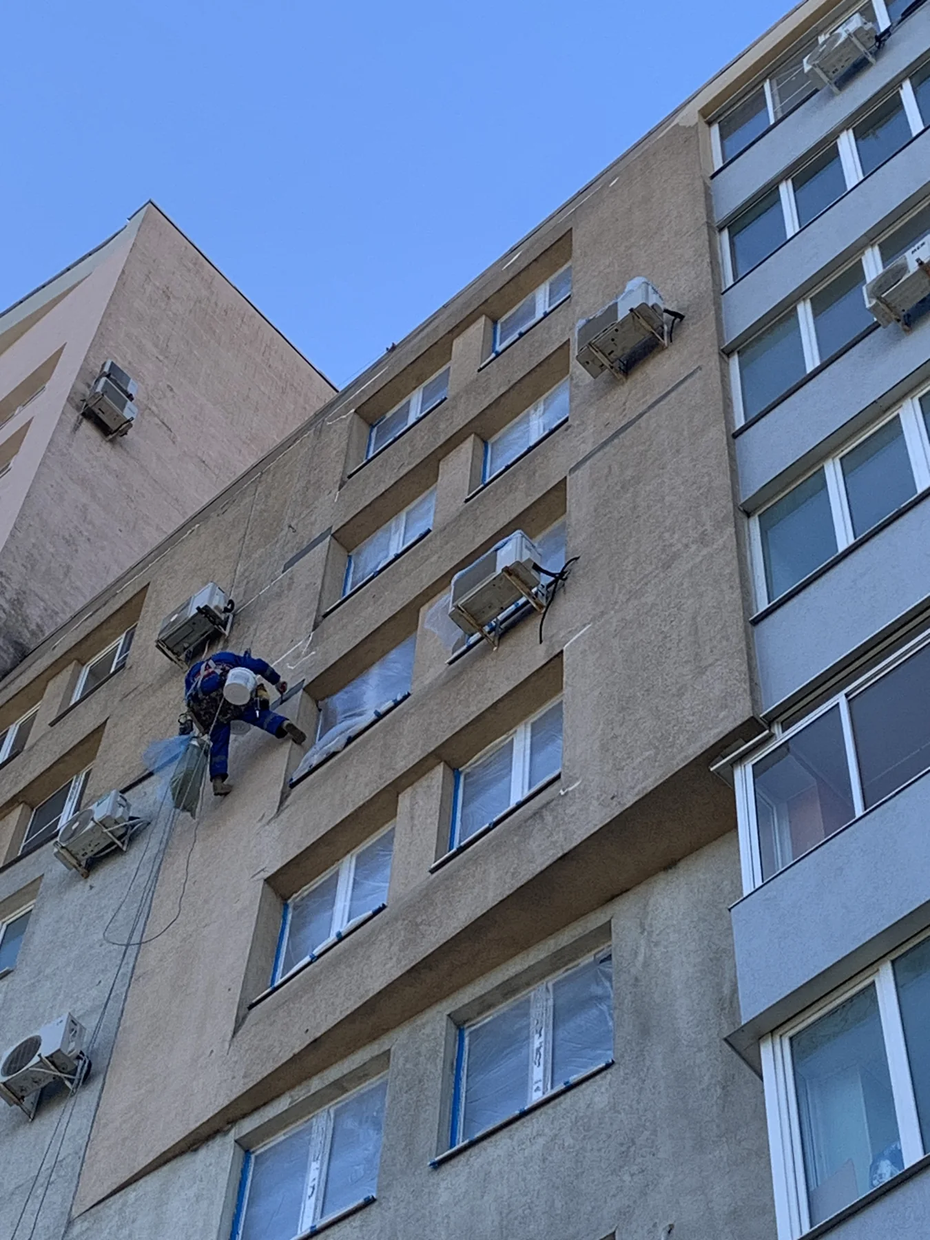 Подготовка фасада многоквартирного дома к отделке